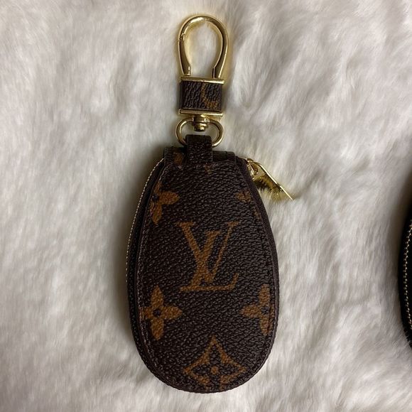 Upcycled KeyFob Keychains - Picture 2 of 7